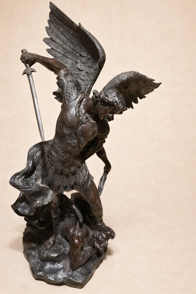 Grand bronze ancien – Saint Michel terrassant le démon – Fonderie Chiurazzi, Naples – fin XIXᵉ siècle